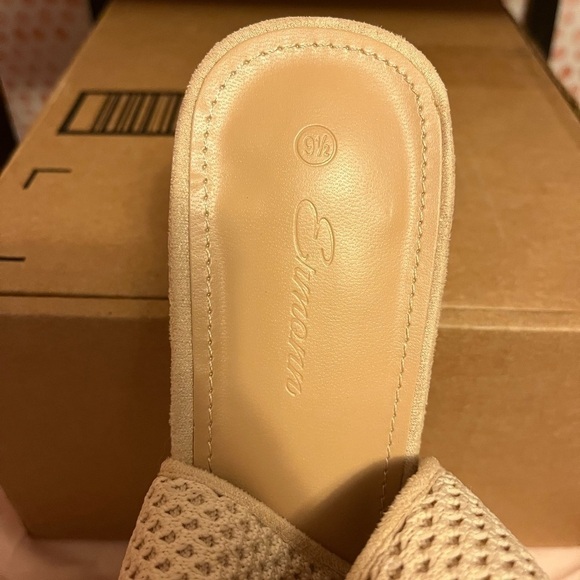 Ermonn Women's Slingback Chunky Heels— NWOT - Picture 8 of 10